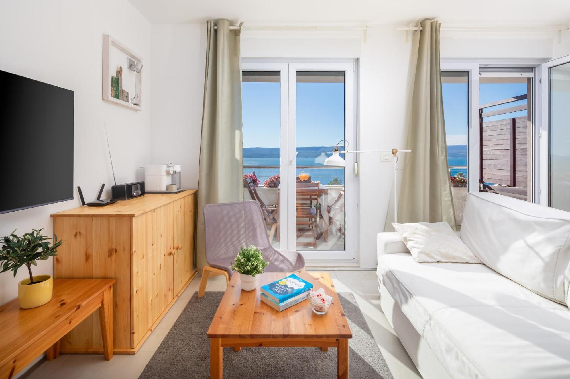 Appartement Jolara With Heated Pool