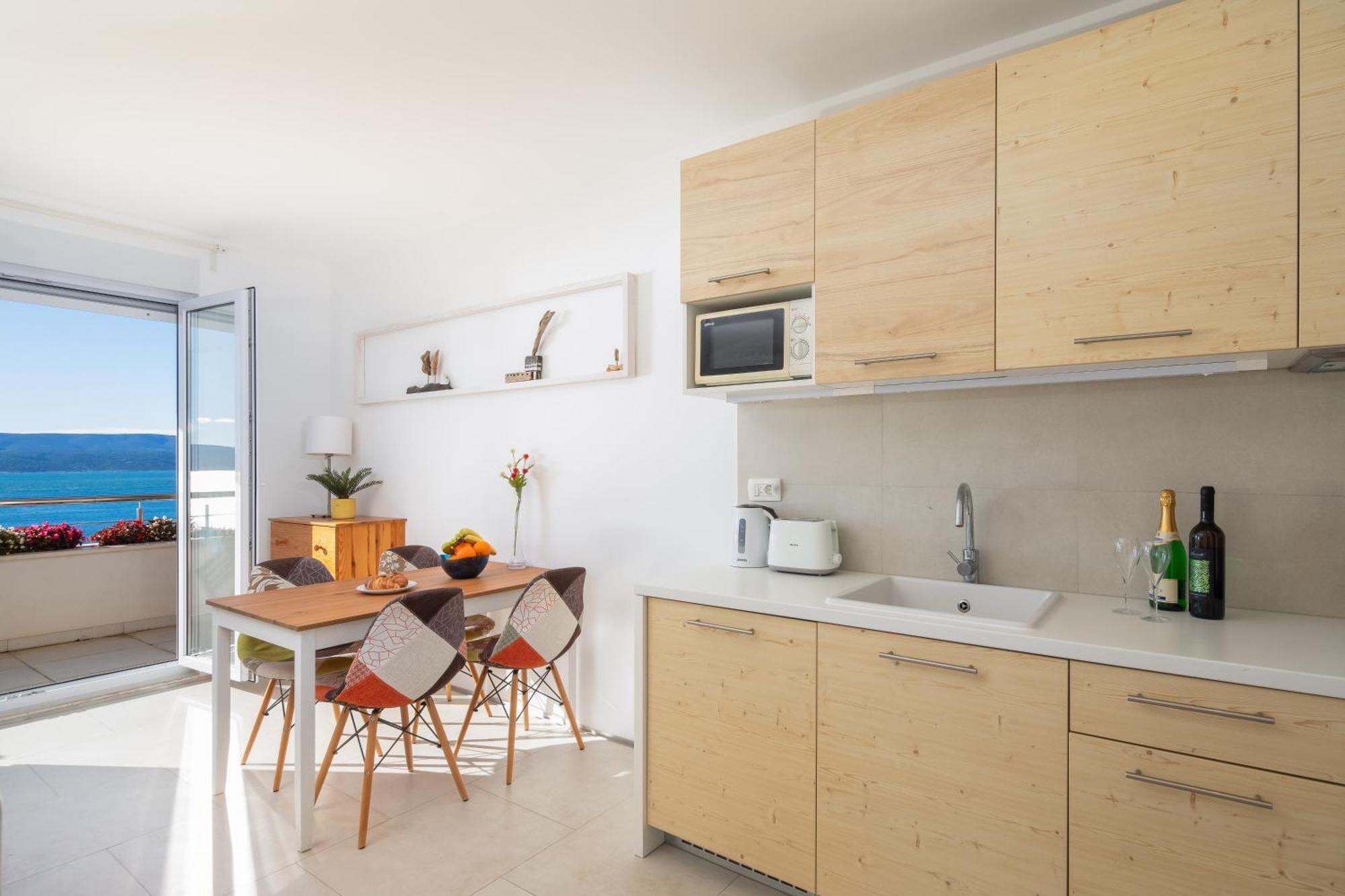 Jolara With Heated Pool Appartement *