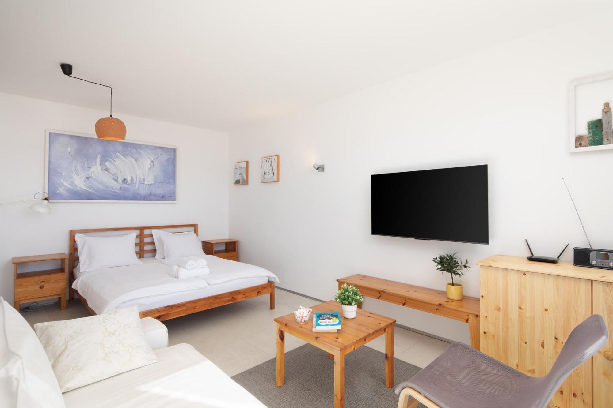Jolara With Heated Pool Appartement Mimice